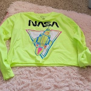 ⭐3 for $15 SALE!⭐ Neon NASA top